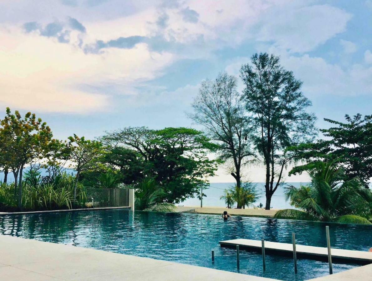 By The Sea Beach Front Apartment Batu Feringgi Exteriér fotografie