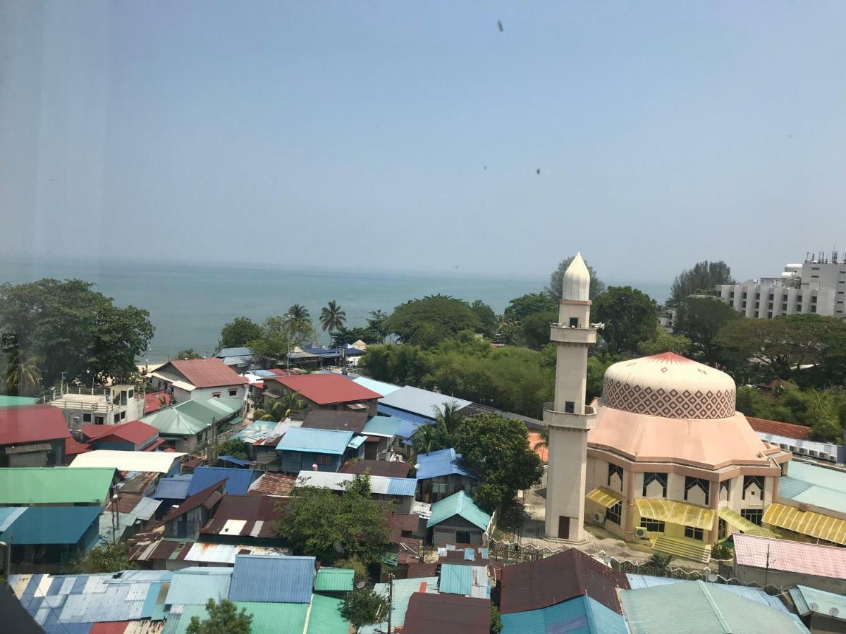 By The Sea Beach Front Apartment Batu Feringgi Exteriér fotografie